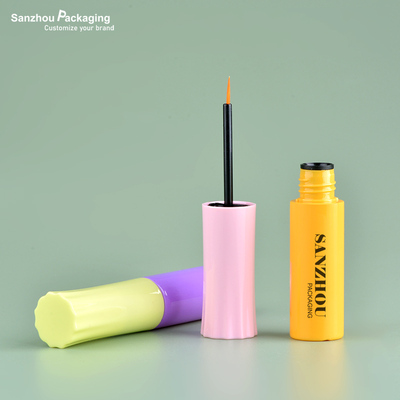 Round Eyeliner Tube with Sculptural Cap | J173